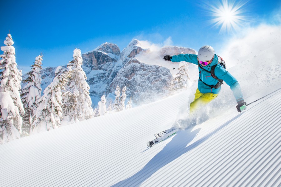 Station de ski dans le Massif Central : laquelle choisir en priorité ?